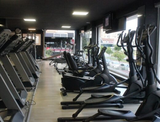 Aygün Gym (Fitness Kickboks – Boks – Muaythai – Pilates – Cadillac Reformer)