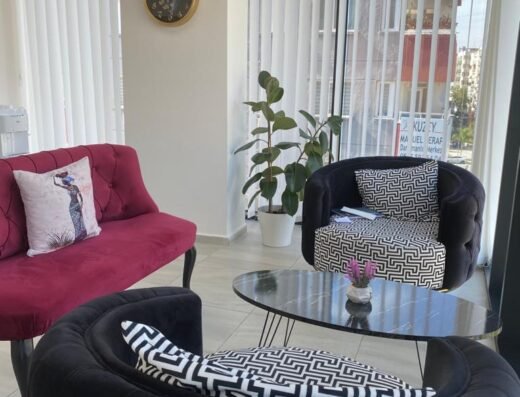 Esta World Güzellik Salonu